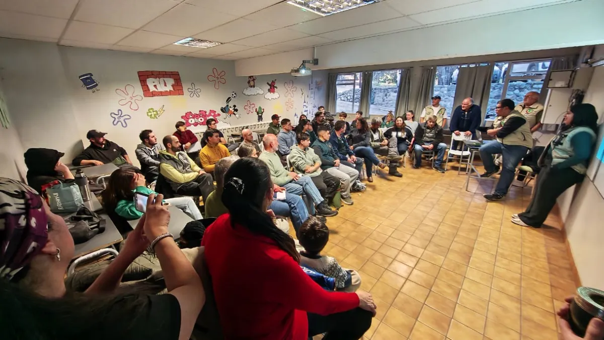 42 Aspirantes en nuestro Radio Club Nahuel Huapi LU1VNH